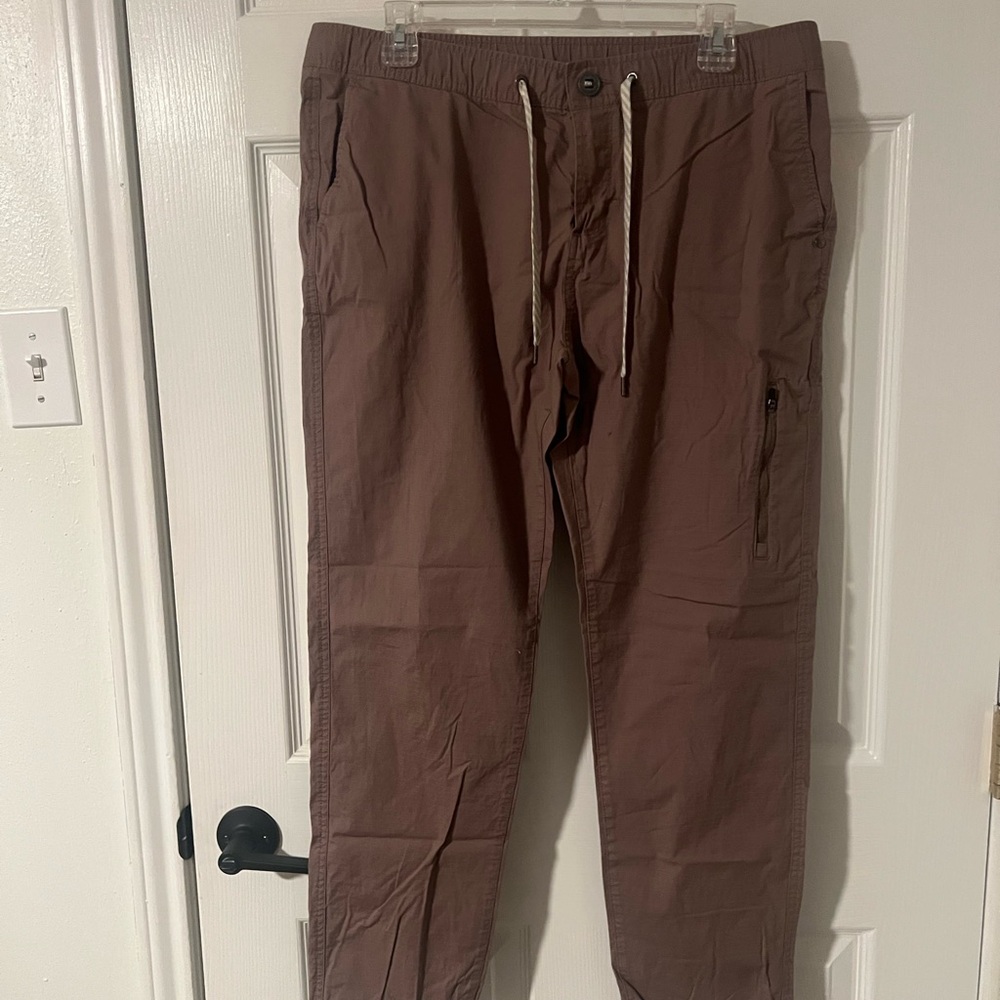 Vuori mauve Cargo Pants Relaxed Fit
